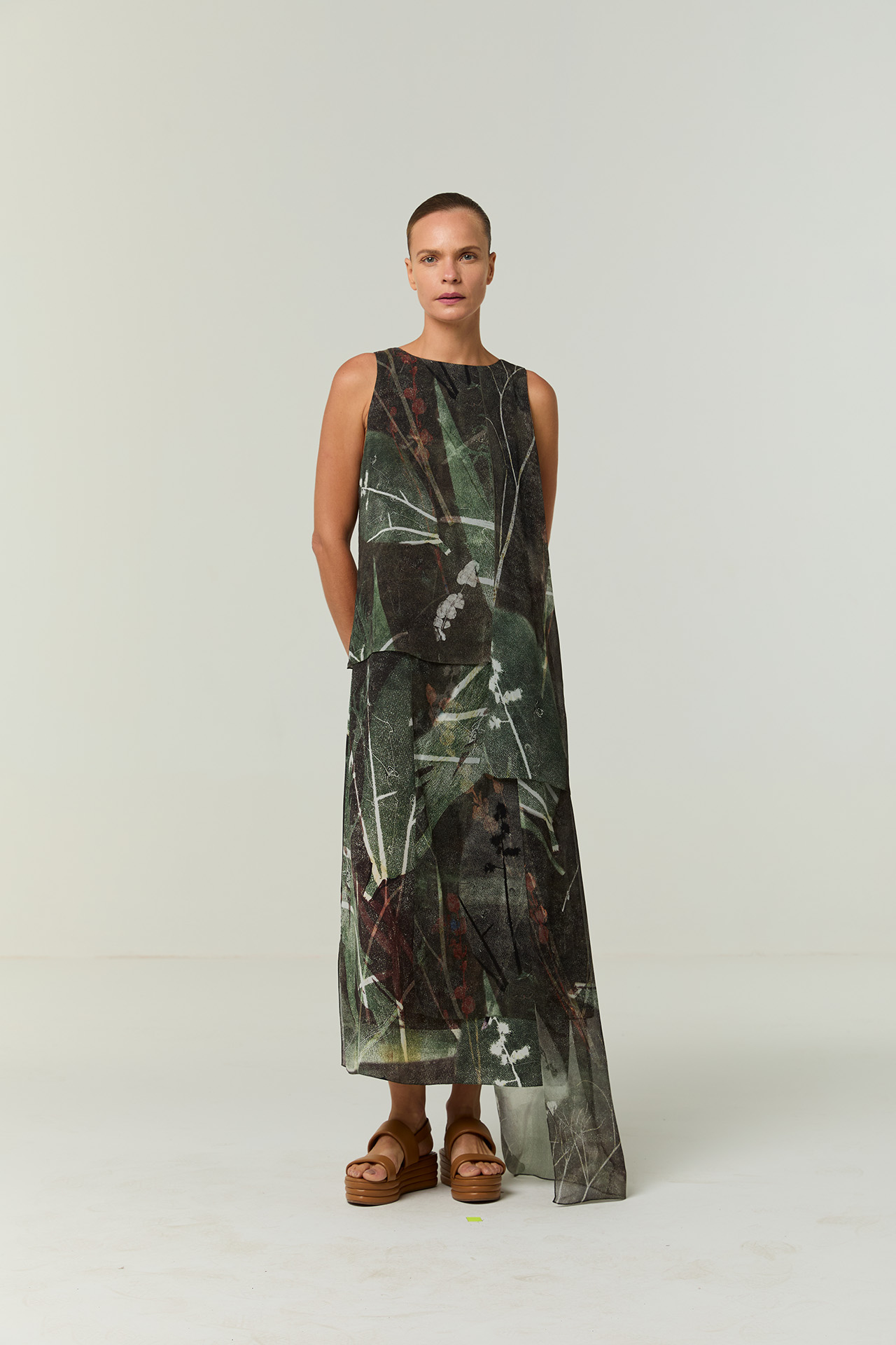 Vestido longo camadas verticais Tropical